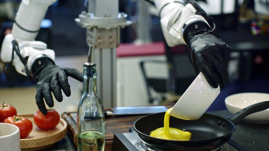 New AI brain lets robots move like humans Education Melbourne